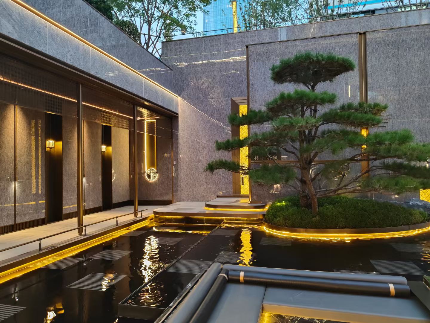 大连保利东港天珺