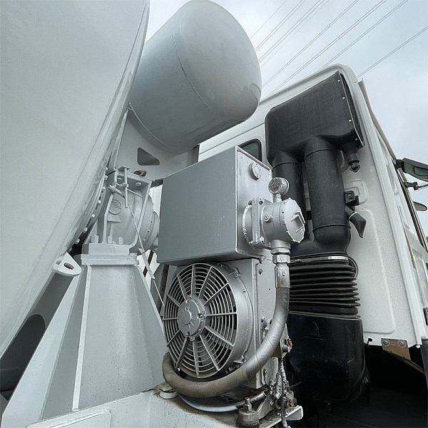 Détails du camion HOWO 8x4 bétonnière 2