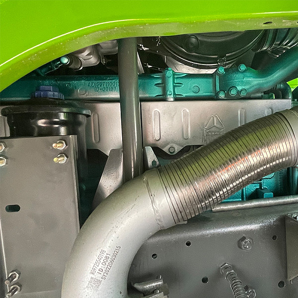 Detalles del tanque de aceite verde 6x4 de Howo 2