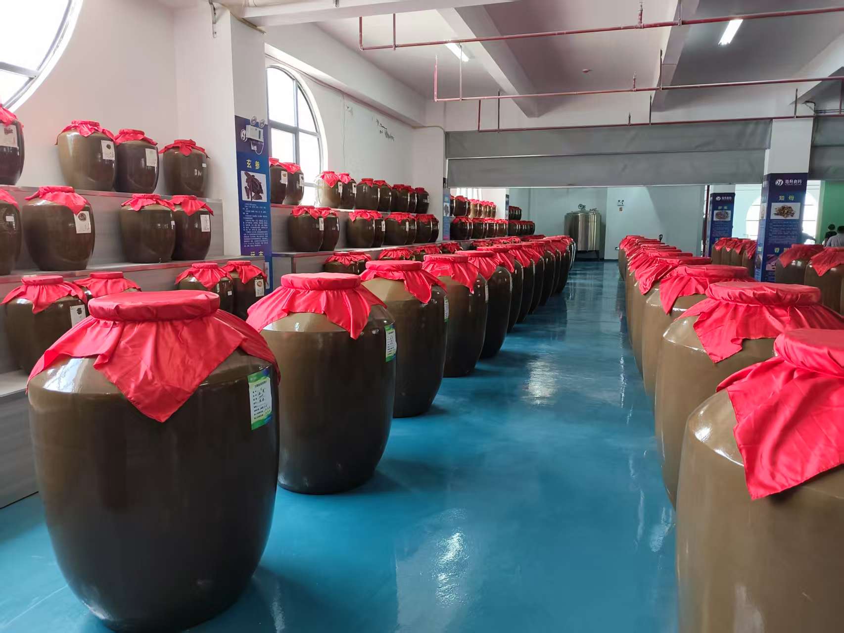 Using the intangible cultural heritage pottery jar fermentation technique