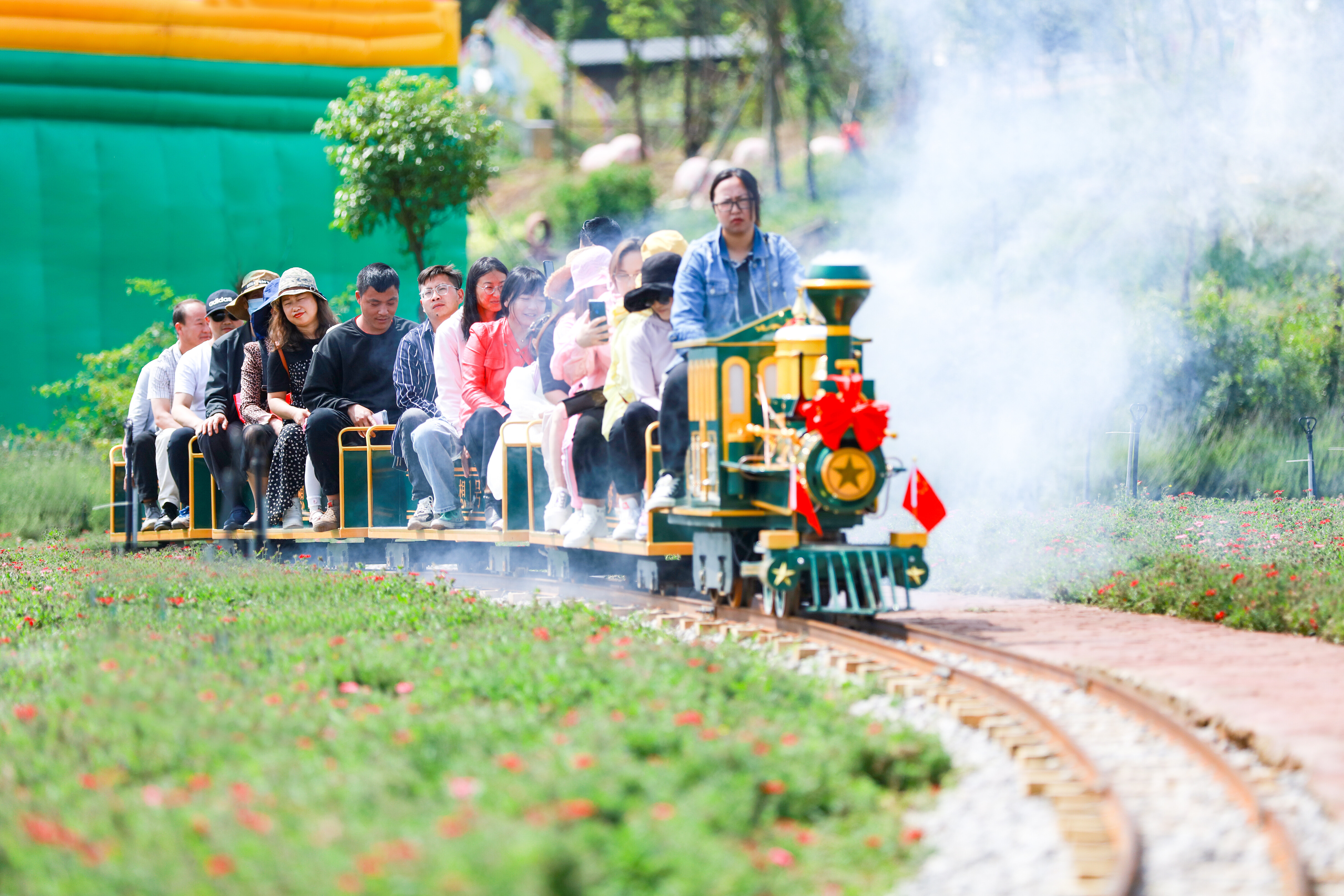HYC-20座轨道观光火车（骑跨式）