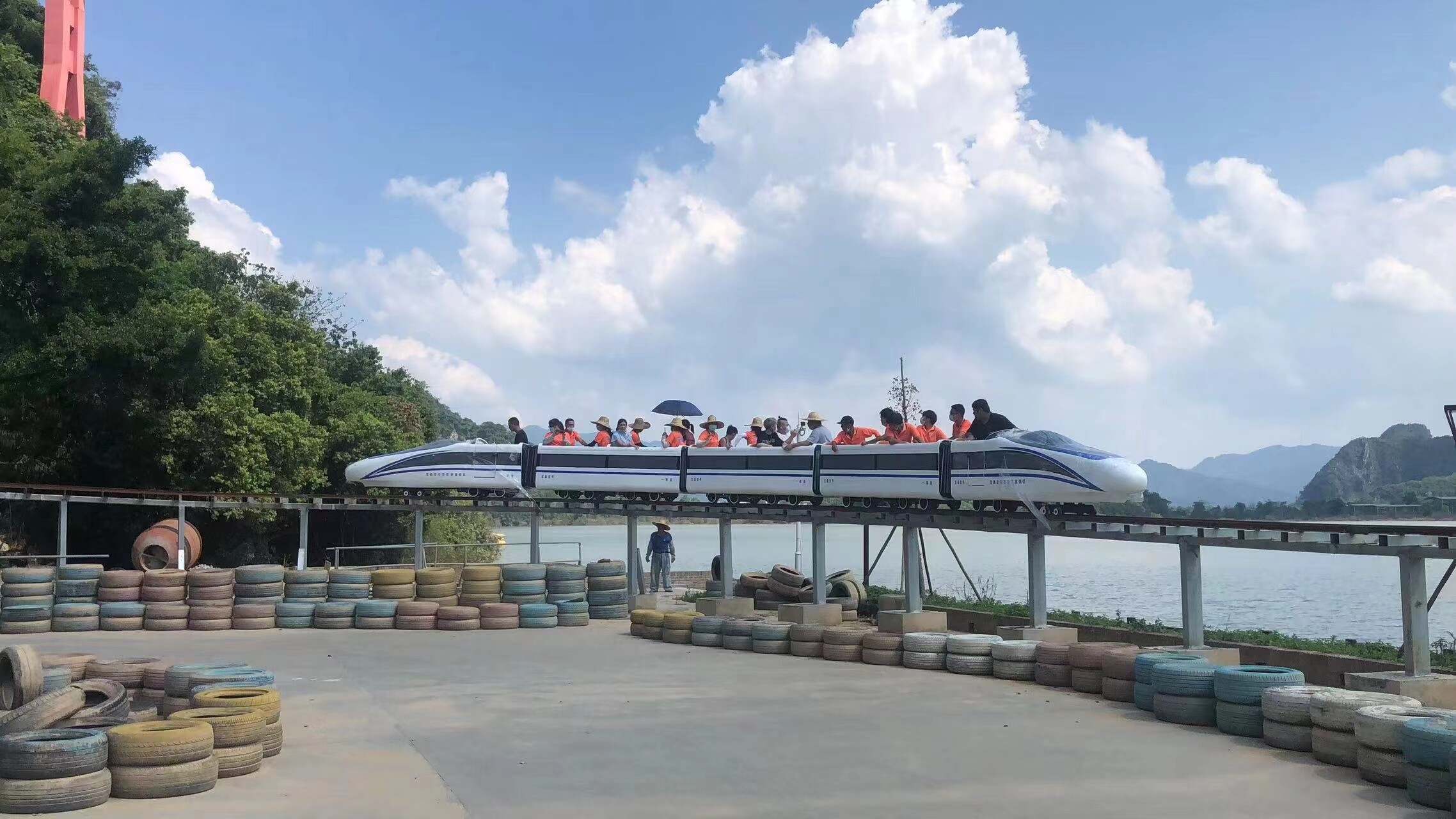 广东省清远市英德市宝晶宫乐园