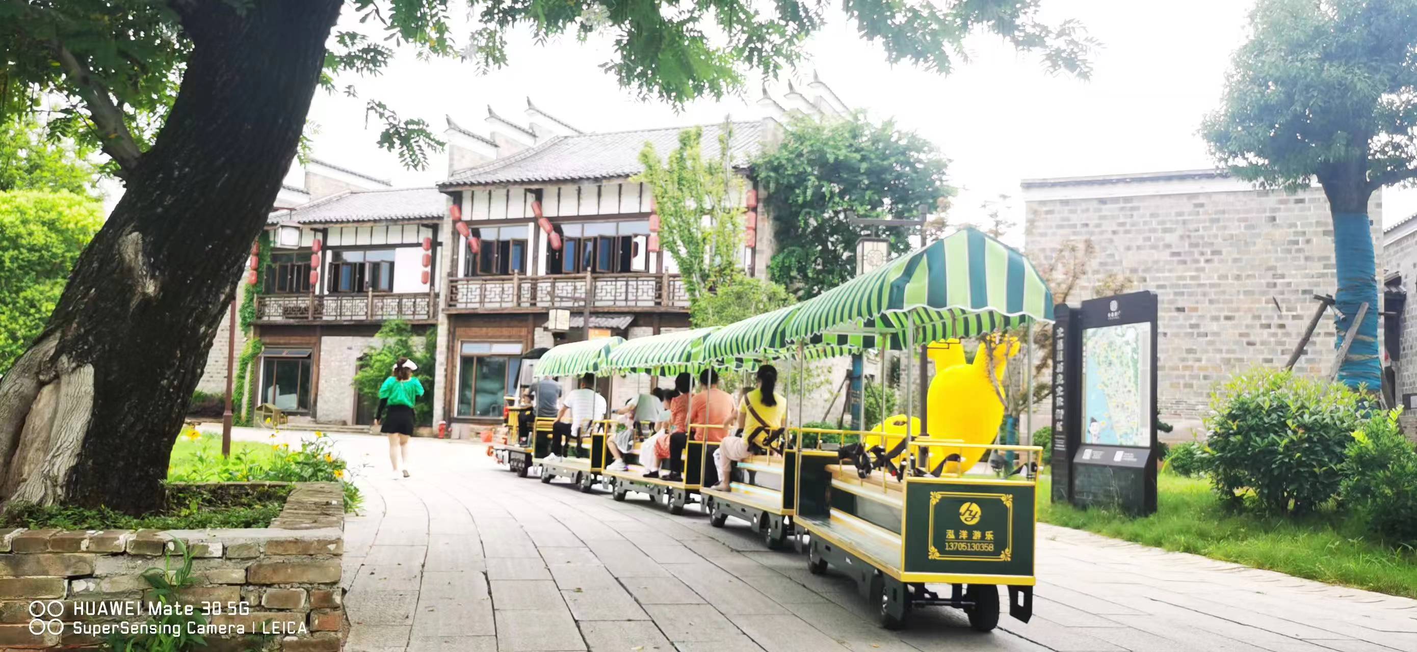 20座骑跨式网红无轨小火车