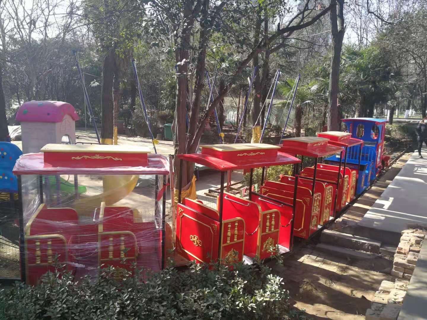 HYC-24座轨道观光火车