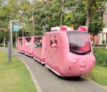 小猪无轨观光火车