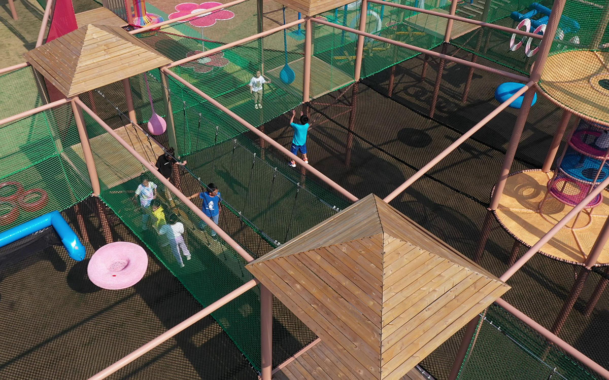 梅花湾绳网乐园