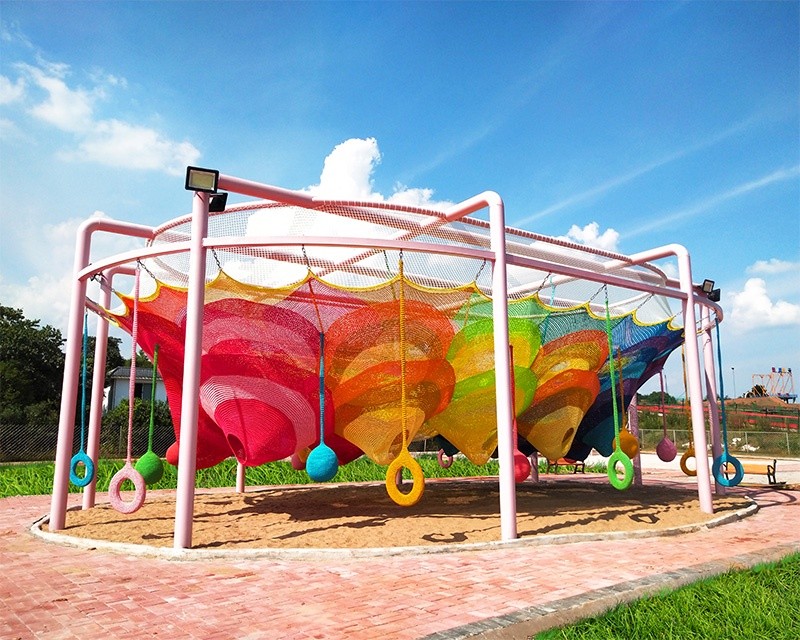 绳立方百变蜂巢网——层层叠叠的绳网户外探险