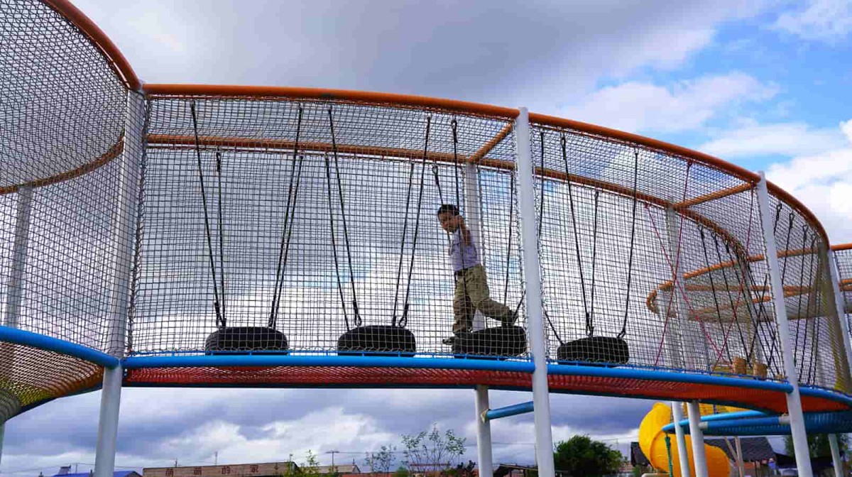 farm-rope-net-playground-design