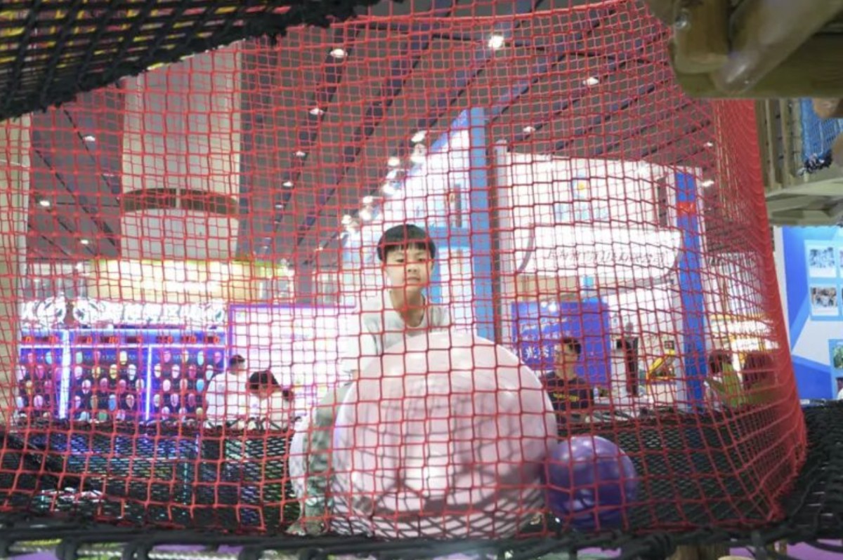 rope-net-trampoline-playground-equipment-ball-pit-02 绳立方亮相2025广州展:丛林木屋绳网乐园,解锁亲子游乐新体验