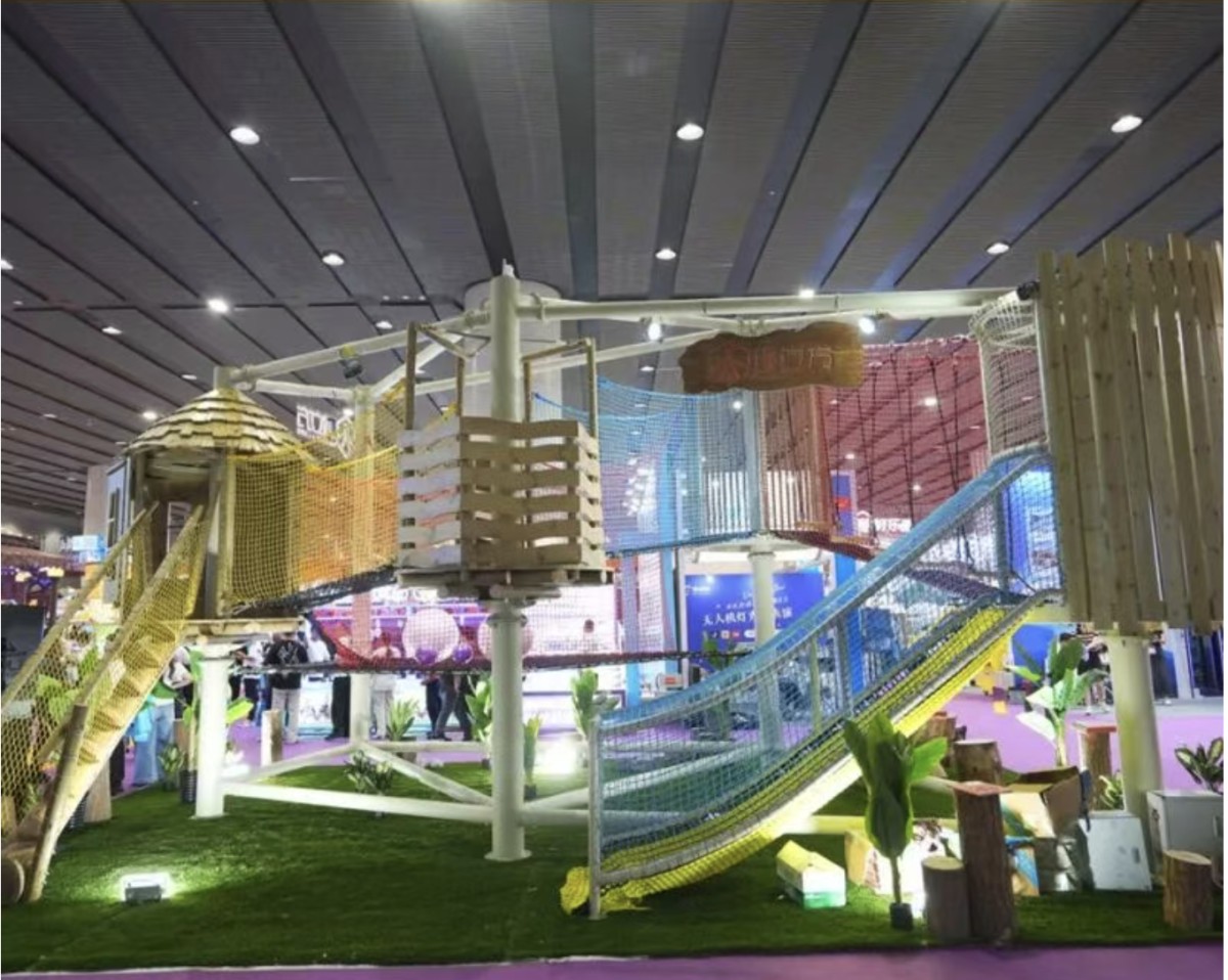 shenglifang-commercial-rope-course-jungle-treehouse-playground-equipment 绳立方亮相2025广州展:丛林木屋绳网乐园,解锁亲子游乐新体验
