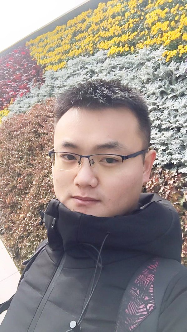 孔飞