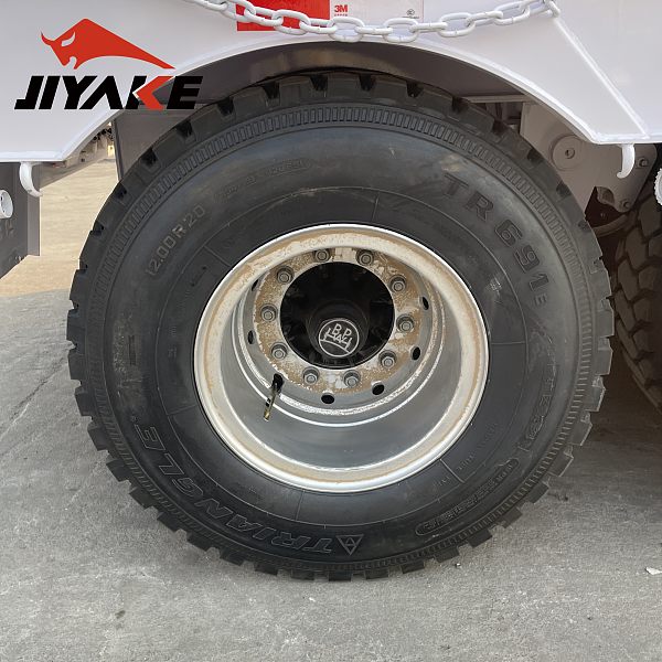 Semi remolque de plataforma baja (5)