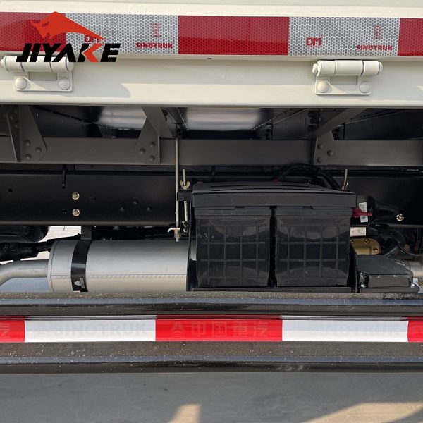 الشاحنة الخفيفة (4)@1x