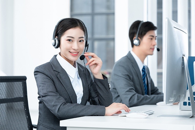 24-hour customer service experts