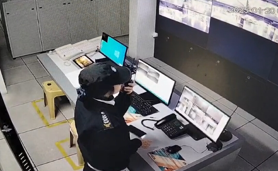 【长江物业暖“心”闻】 | 凌晨智勇抓贼 守护业主安全