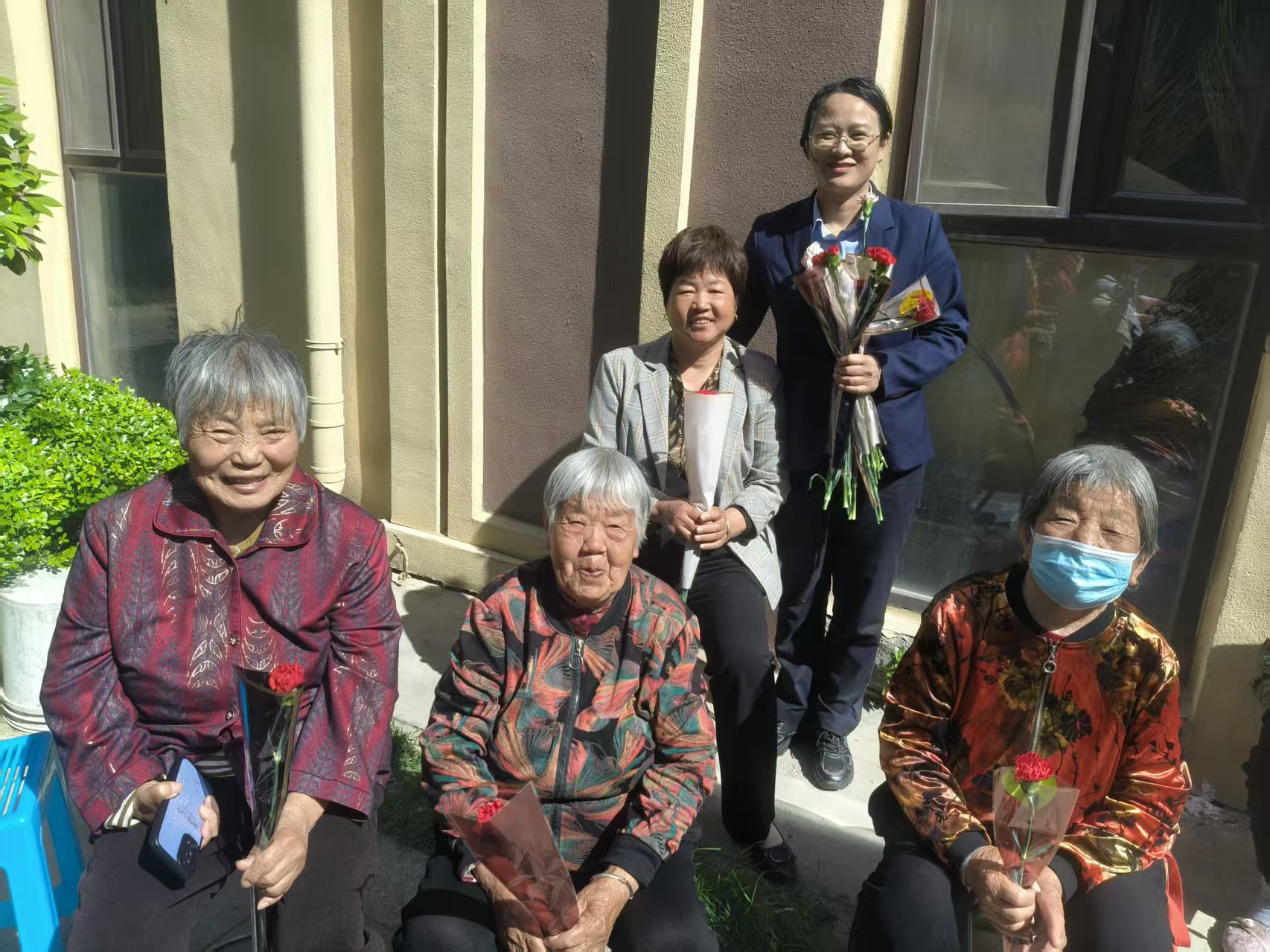【长江物业】| “时光献礼·致敬母亲”母亲节特别活动 【长江物业】| “时光献礼·致敬母亲”母亲节特别活动
