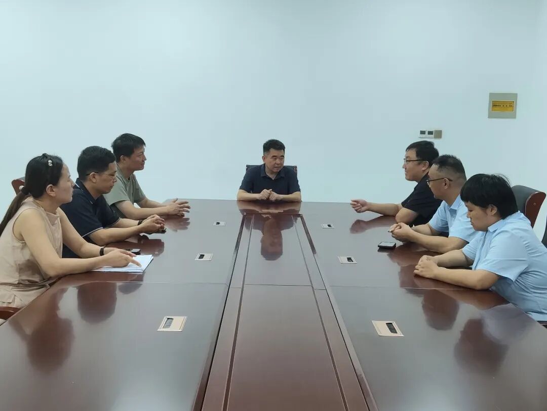 禹城市副市长许成海到中心共驻共建翰林院小区走访调研