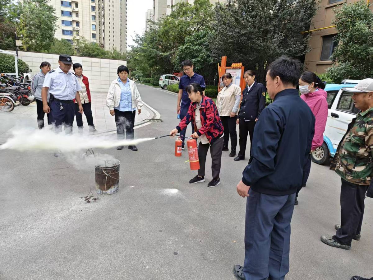 筑牢安全防线，守护美好家园｜长江物业东岳翰林院联合禹城消防大队开展消防应急演练活动