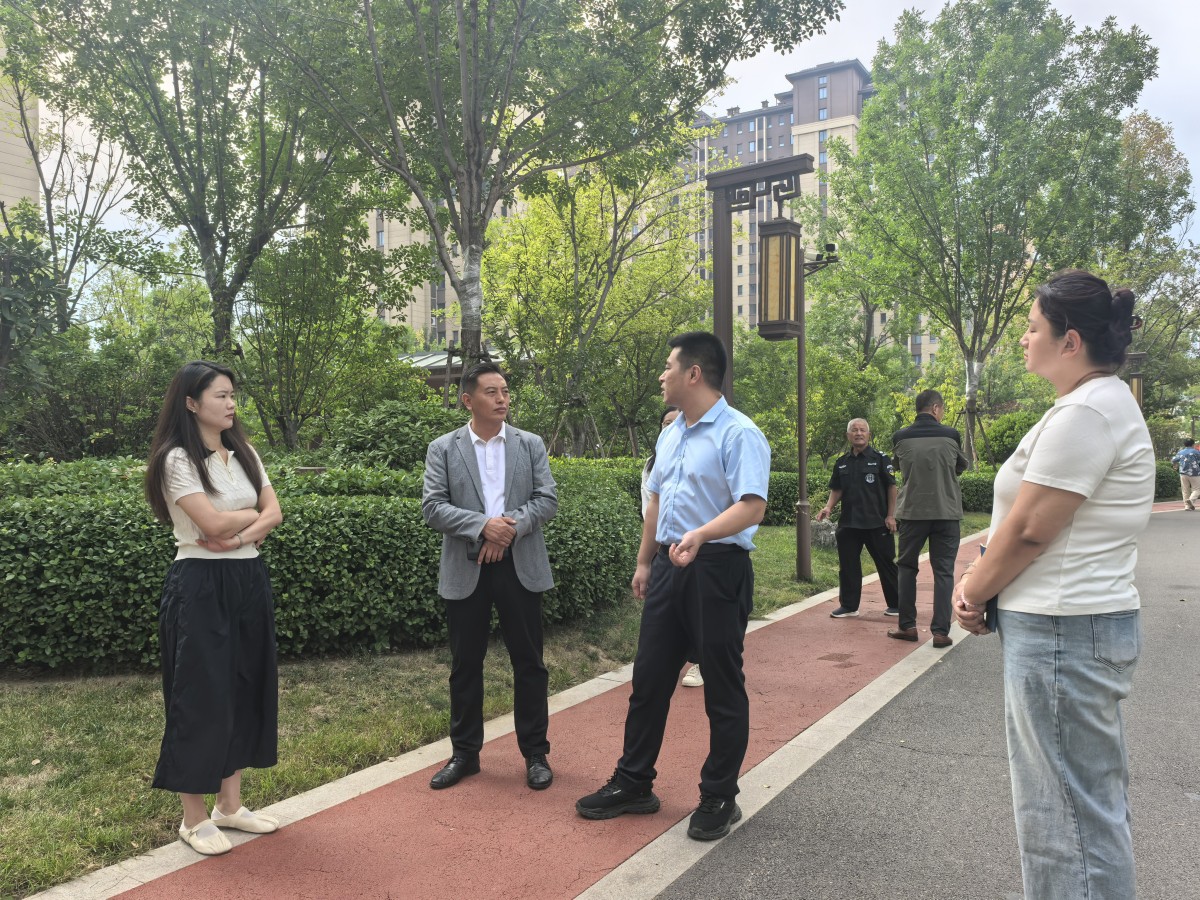 对标先进学标杆，互学互鉴促提升〡平原县龙门街道莲花池社区马榕浩书记一行到长江物业参观交流