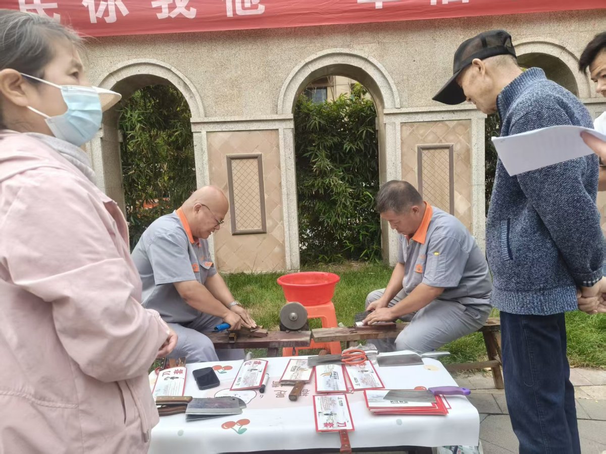 便民服务零距离 暖心实事进家门！长江物业禹城玖号院便民服务活动温情开展