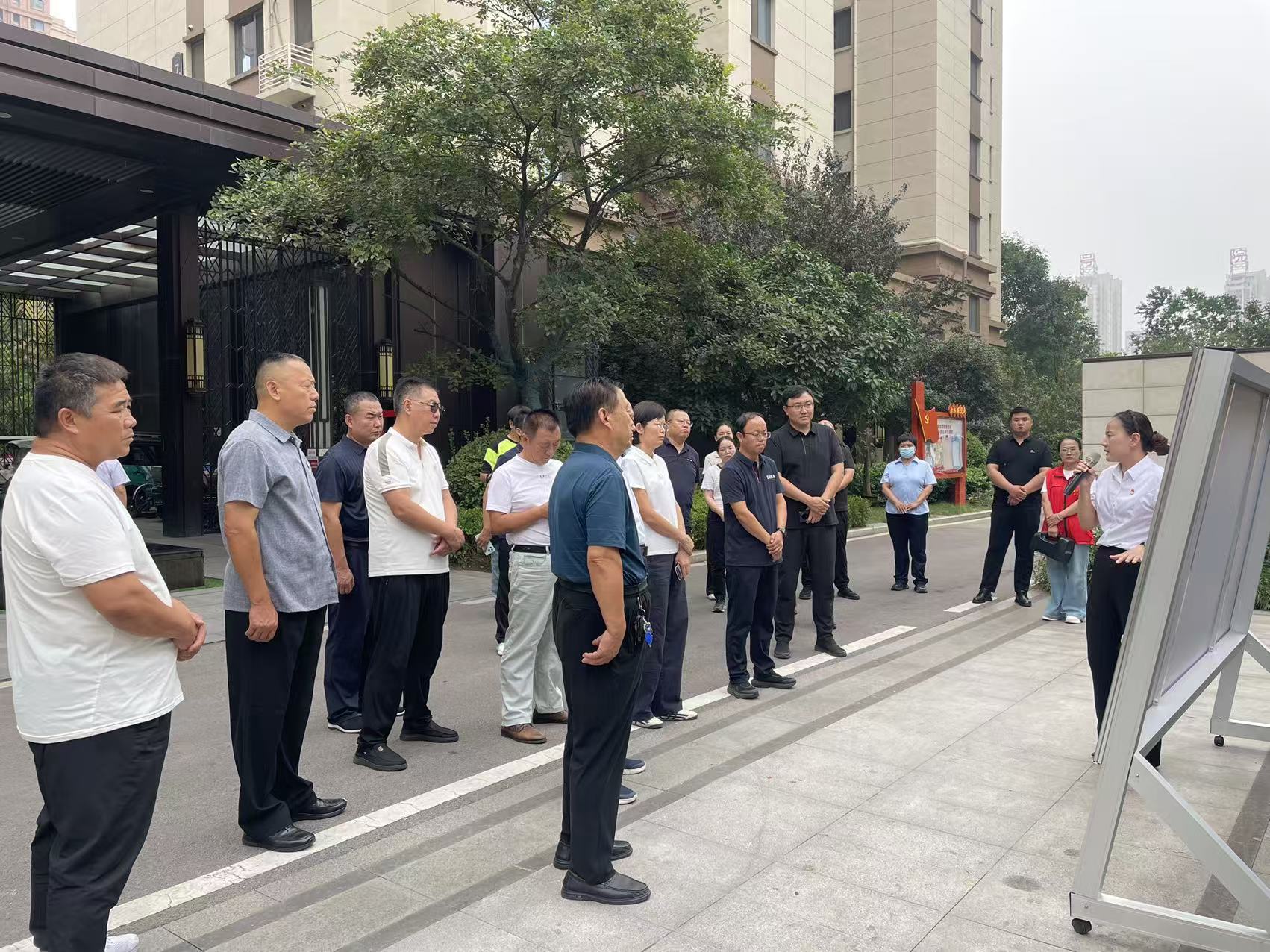 深耕红色物业,交流共促治理 | 禹城市委组织部副部长孙义栋一行到长江物业翰林院参观交流 深耕红色物业,交流共促治理 | 禹城市委组织部副部长孙义栋一行到长江物业翰林院参观交流