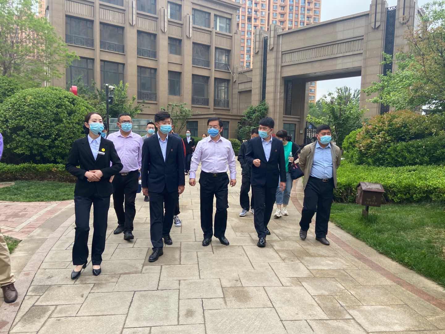 市派“四进”工作组到长江物业东海香港城参观考察 市派“四进”工作组到长江物业东海香港城参观考察