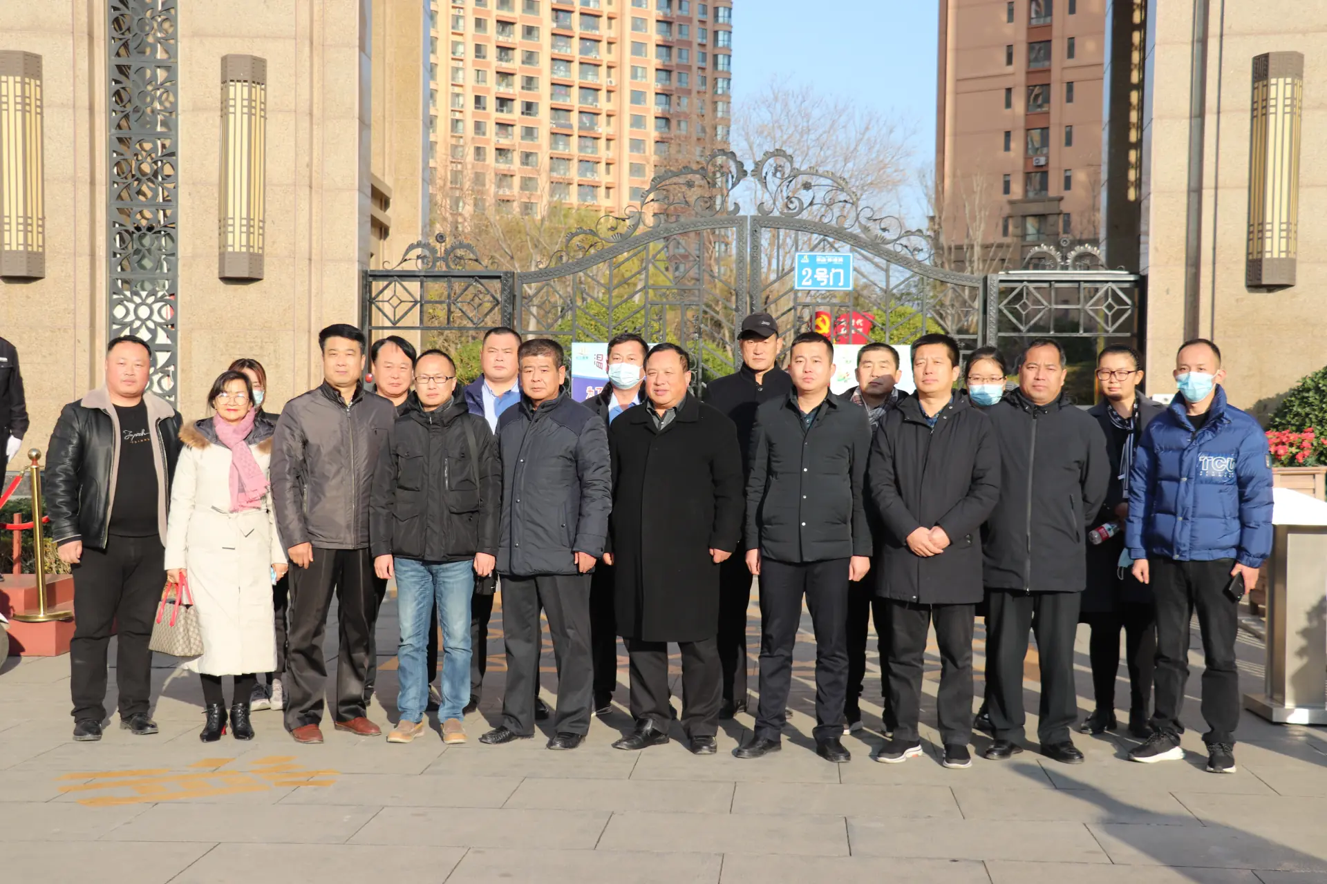 禹城市物业协会一行参观巴黎城、香港城 禹城市物业协会一行参观巴黎城、香港城