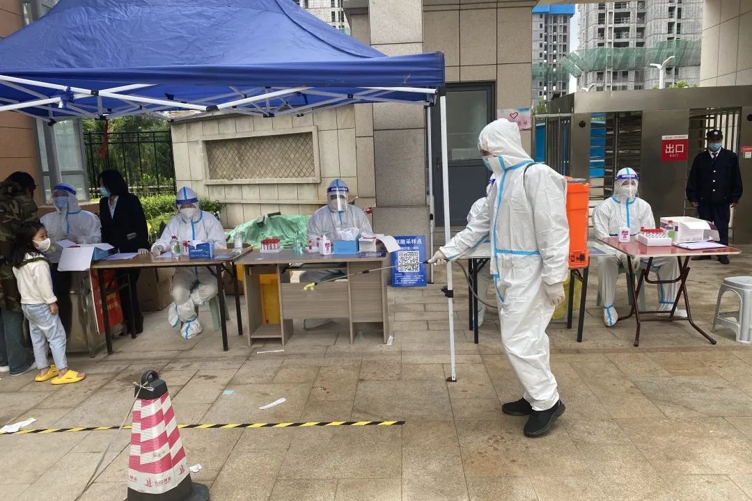 长江物业〡同心抗疫 全力护航 逆行再出征 长江物业〡同心抗疫 全力护航 逆行再出征