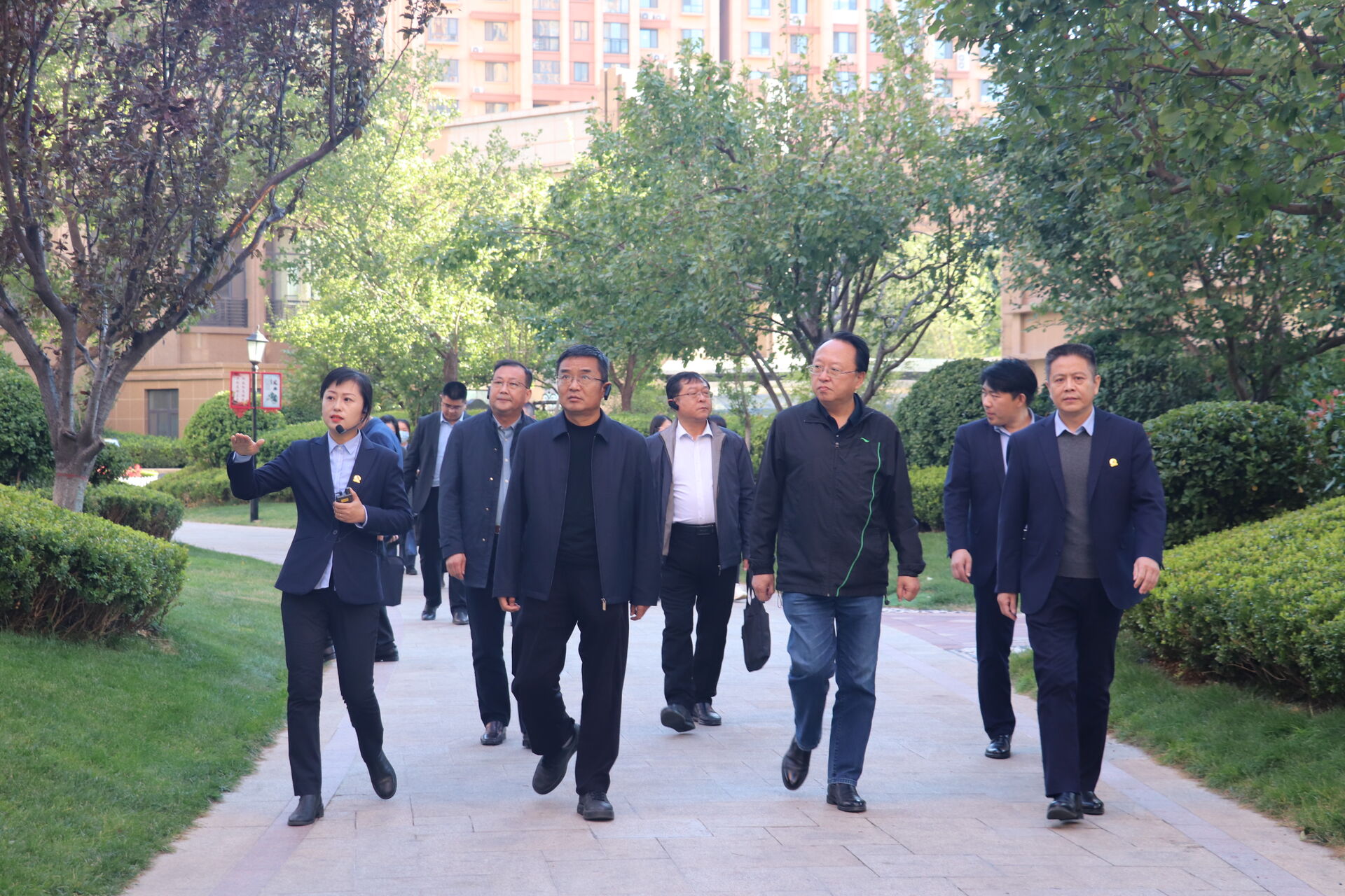 市政协副主席齐永军到长江物业调研“红色物业”工作