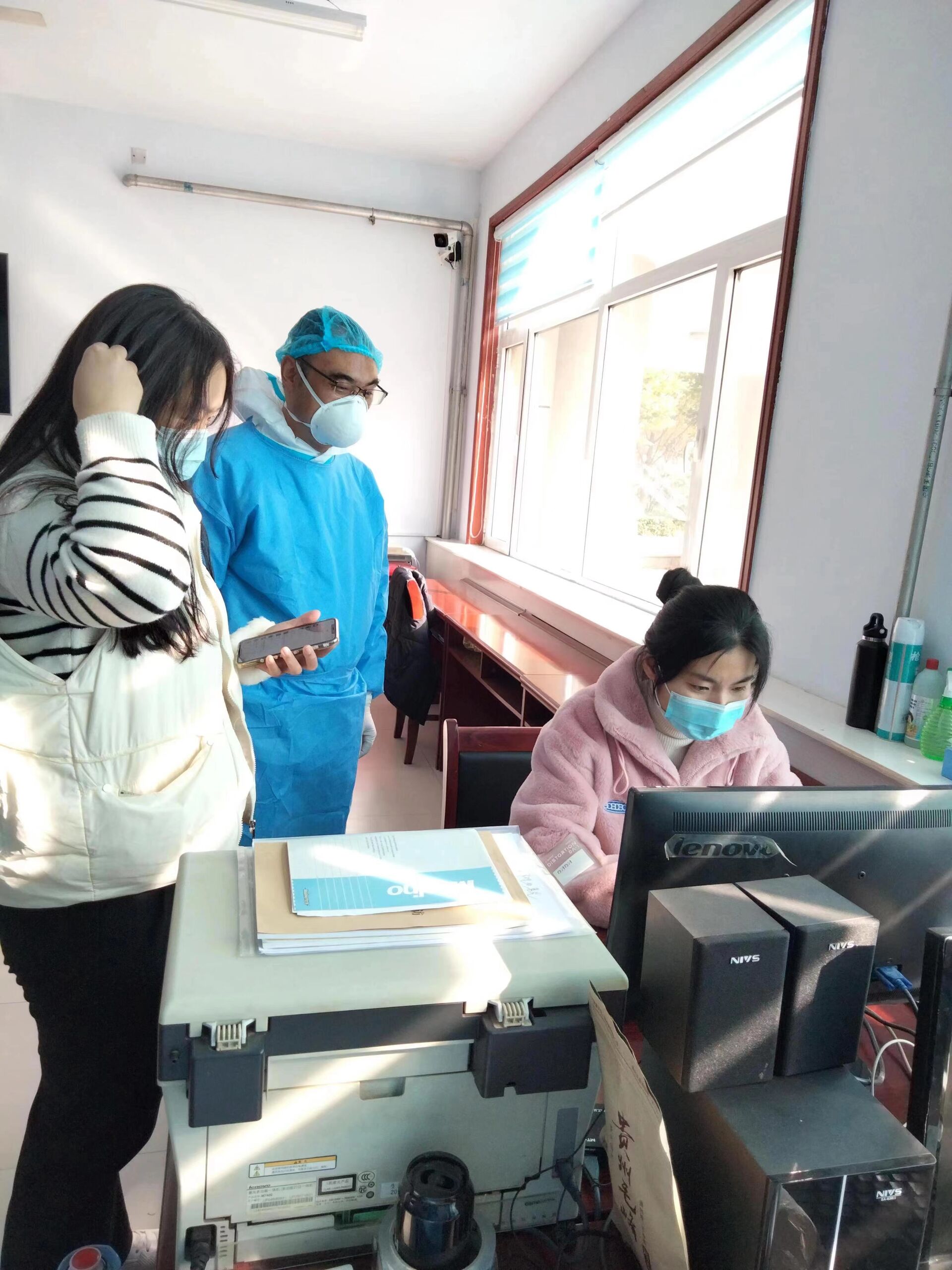 无畏逆行！业主急需用药 物业用爱守护