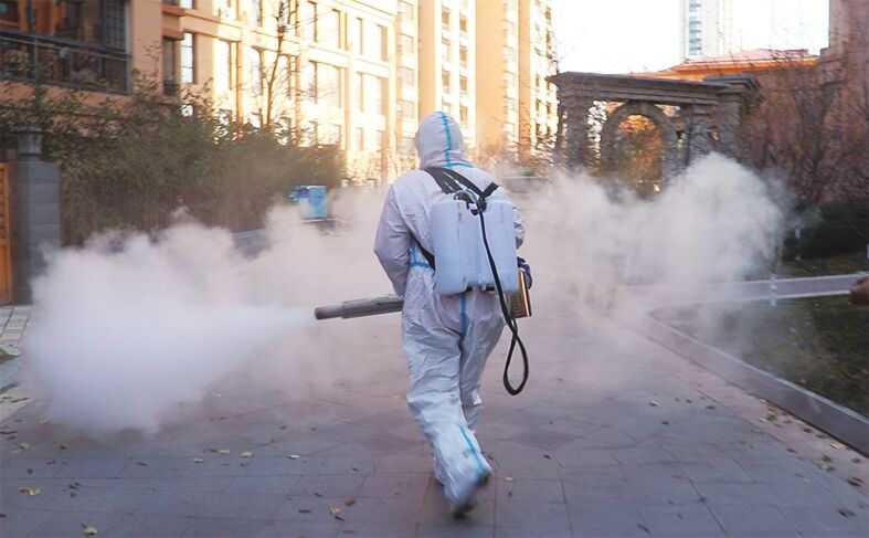 “我的家人，我来守护！” ——长江物业“先锋队”赴东海巴黎城防疫记