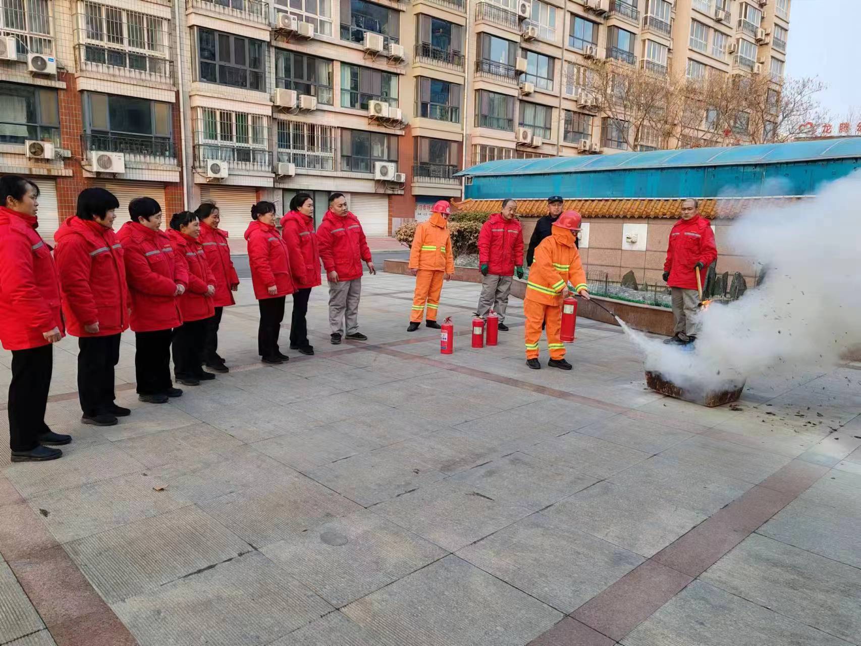 【长江物业】 |  严把“消防关”，筑牢安全“防火墙”