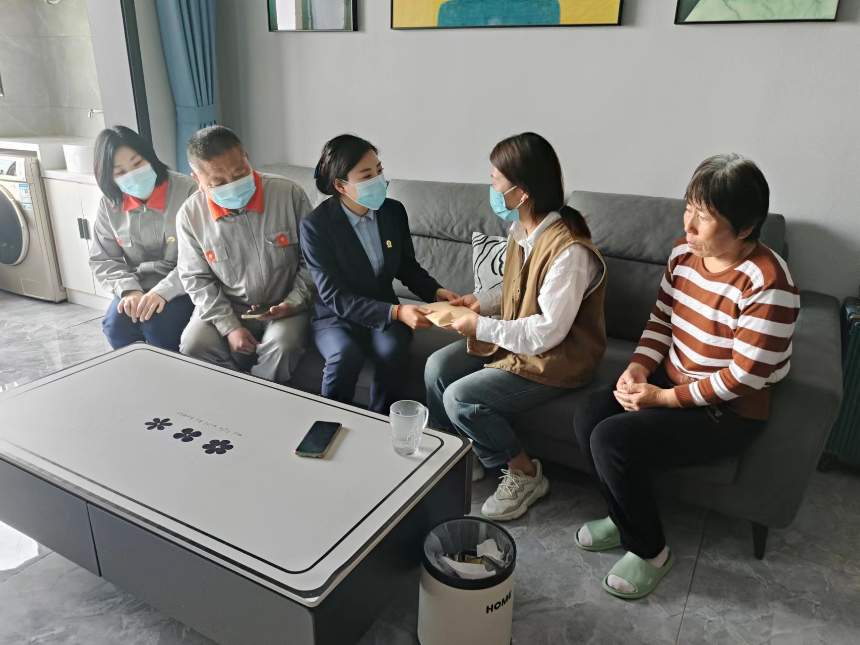 50万元手术费难筹 暖心物业为患病业主发起募捐 50万元手术费难筹 暖心物业为患病业主发起募捐