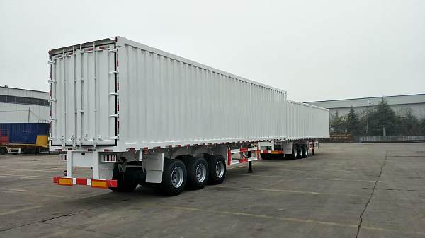 Box trailer other side