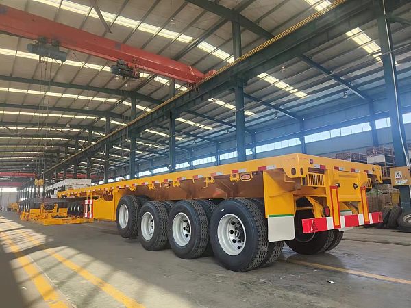 Flatbed trailer (2)