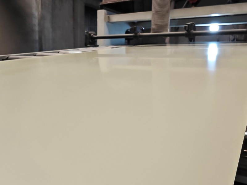 创新突破 | 挤出产线成功试制CPVC硬板 产品性能显著提升