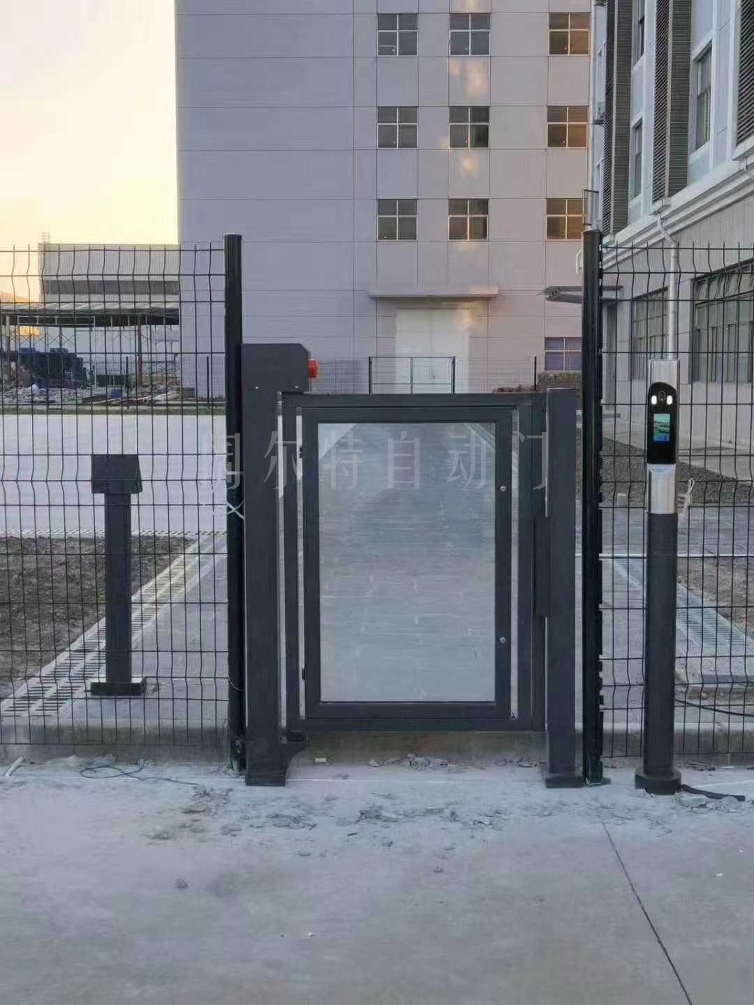 小区通道门