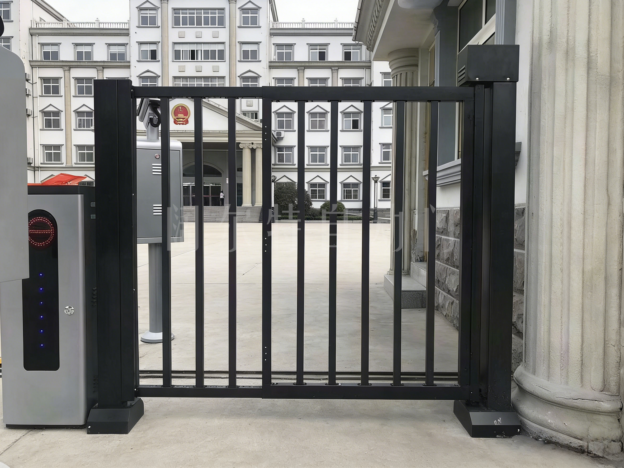 小区通道门