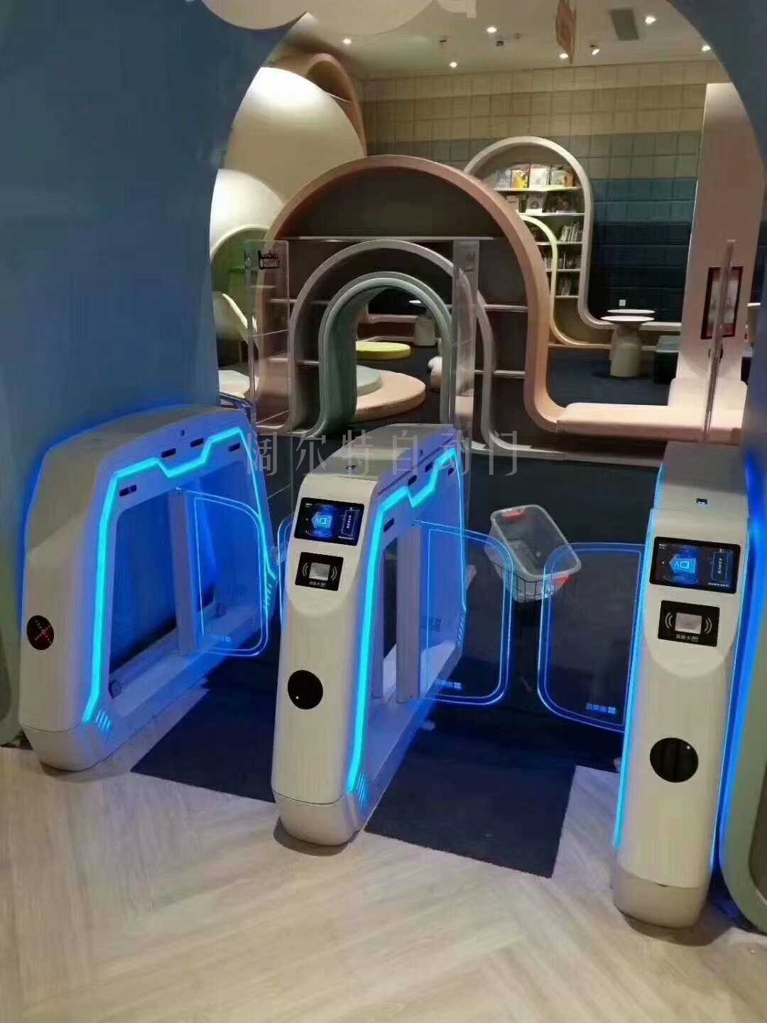 儿童闸机