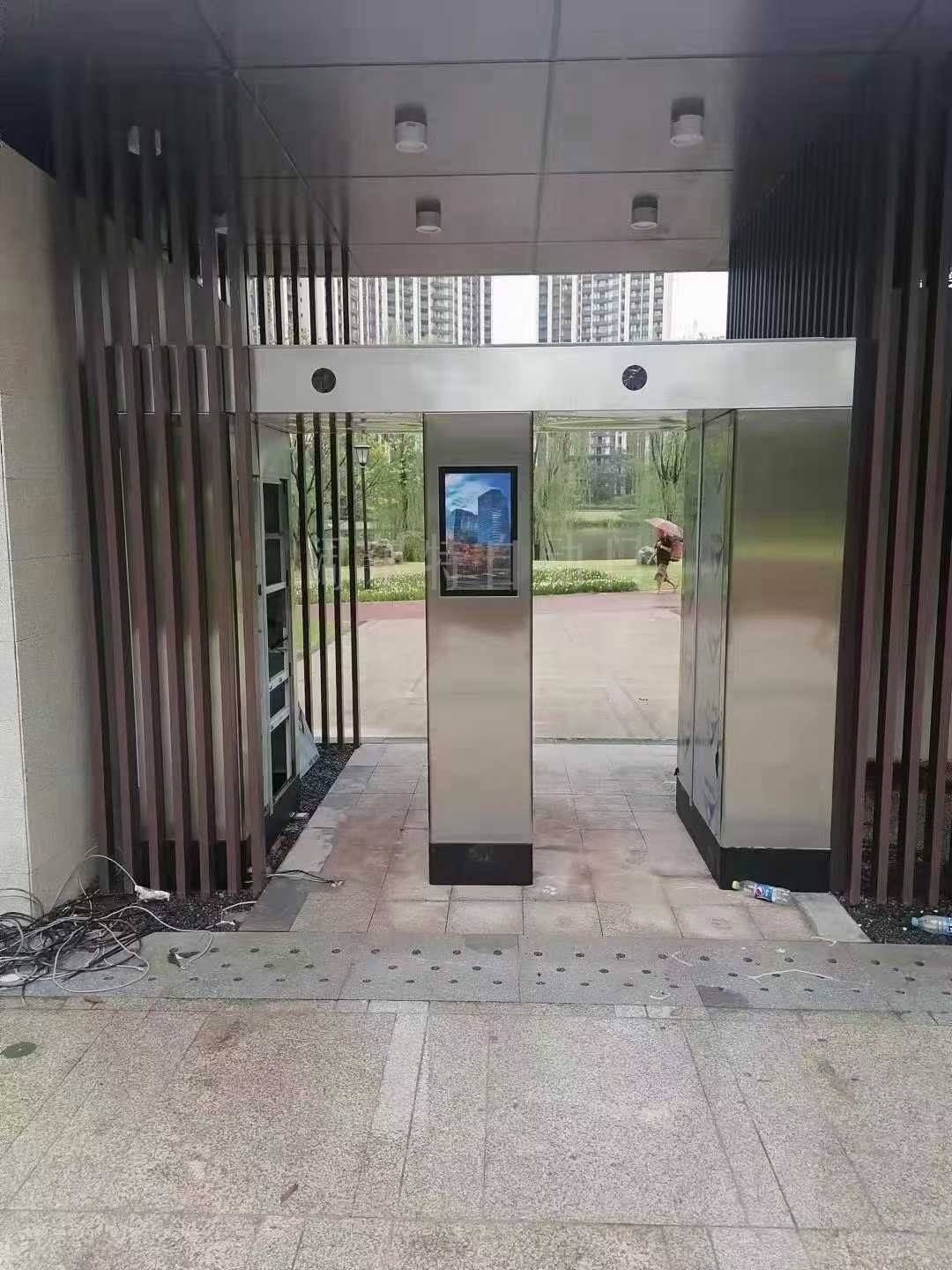 平移闸