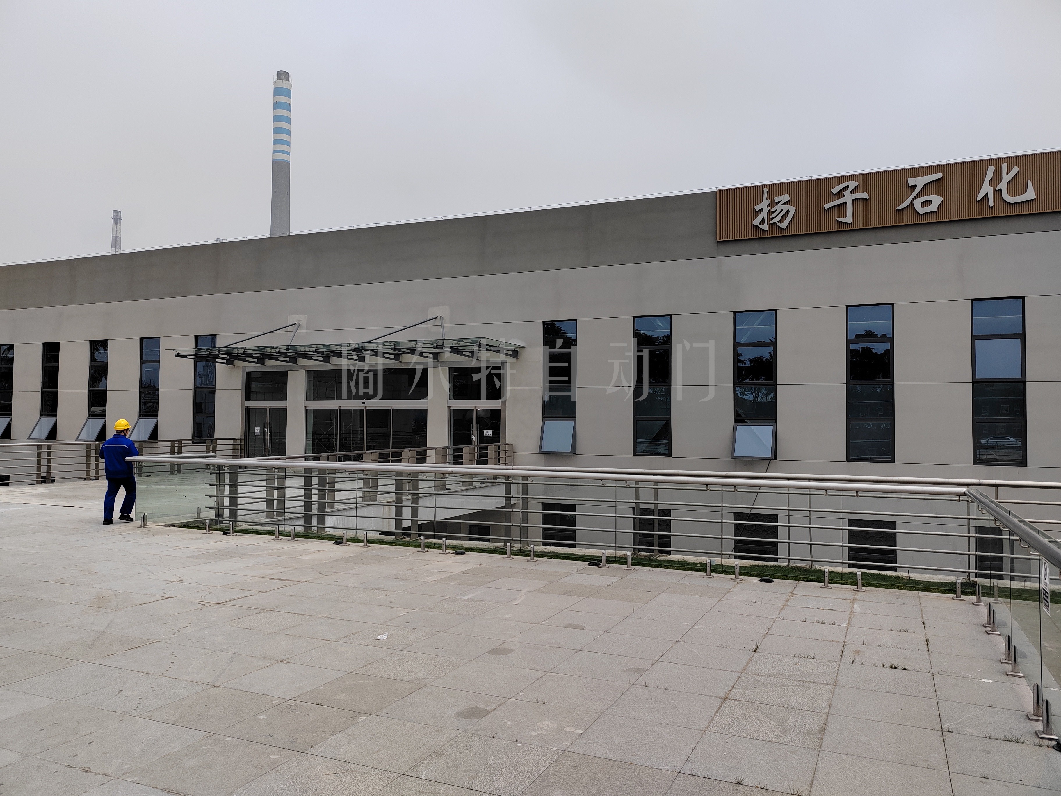 无框自动门