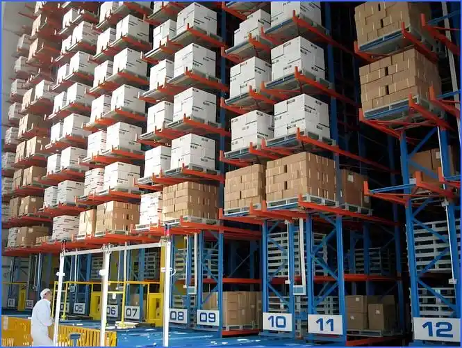 湖南长沙锐和货架厂-锐和智能装备-自动化立体仓库货架，是集成智能管控、高层存储、自动存取于一体的现代化仓储核心设备。