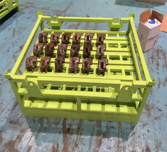 电池装运架--由湖南长沙锐和货架厂专业生产，可按需定制规格，优质钢材打造，防碰撞、承重强，适配各类电池仓储、转运及装运场景