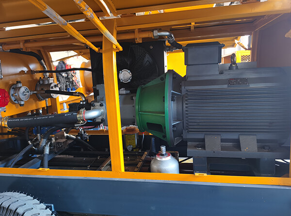 Concrete-Trailer-Pump08