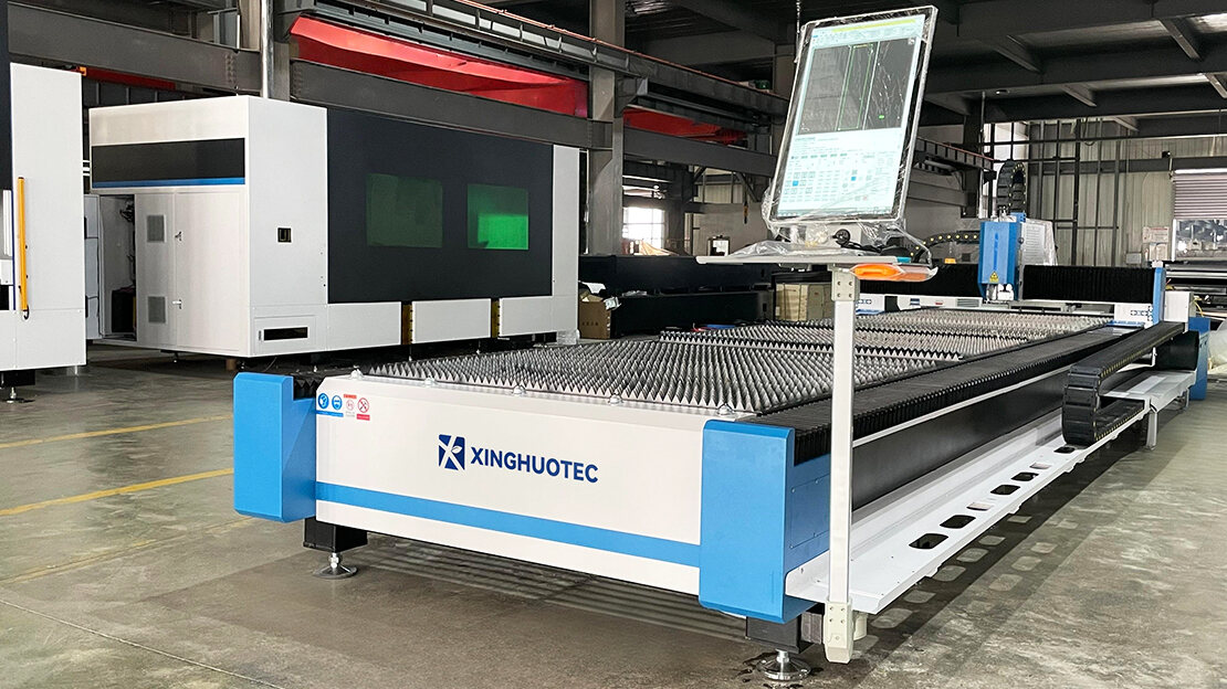 Single-Platform-Laser-Cutting-Machine40