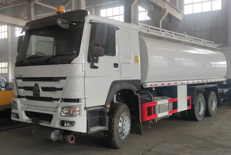 HOWO 6×4 20000L FUEL TANK TRUCK