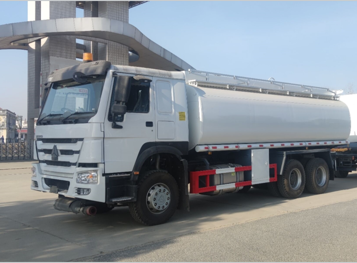 HOWO 6×4 20000L FUEL TANK TRUCK