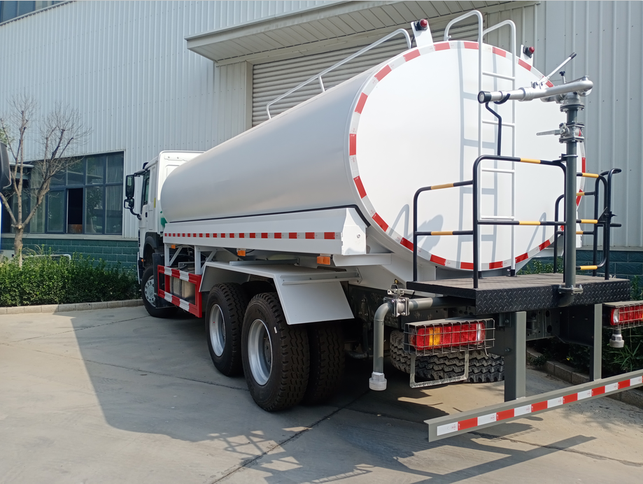HOWO 6×4 20000L WATER TANK TRUCK