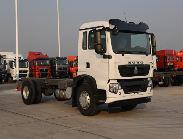 HOWO TX 4×2 280HP CARGO CHASSIS