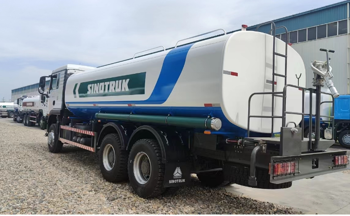 HOWO TX 6×4 22000L WATER TANK TRUCK